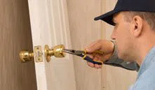 City Locksmith Services Fresh Meadows, NY 718-673-6779 - 6-Locks-Replace
